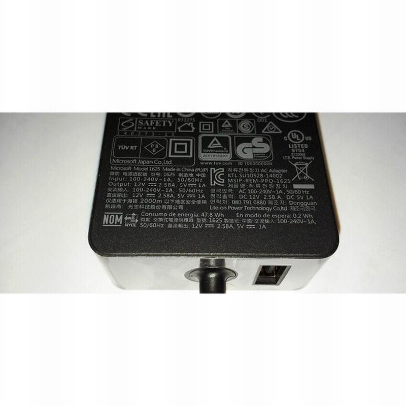 Microsoft Surface Pro 5 LTE 純正充電器付き