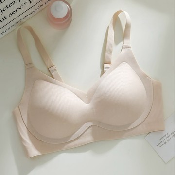 新款內衣女果凍條軟支撐無痕深V無鋼圈提拉聚攏上託收副乳文胸罩