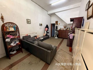 三多百貨 捷運＆興中美食商圈│8米街~透天金店面｜高雄市苓雅區永樂街
