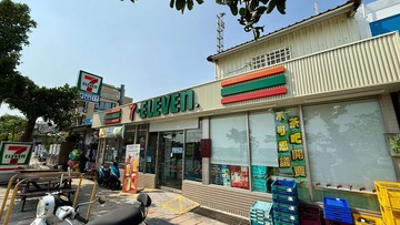 墾丁南灣#海景首排之7-11#傳家黃金地王店面｜屏東縣恆春鎮南灣路