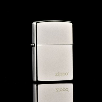 【經典磨砂】Zippo打火機 之寶打火機 防風打火機 鍍鉻火機 205ZL 標誌性徽章 手感厚重 耐用可靠 男士禮物 收藏佳品