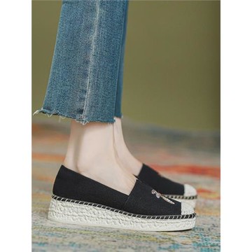 厚底單鞋女春秋百搭中跟懶人樂福鞋2026新款休閑一腳蹬坡跟帆布鞋