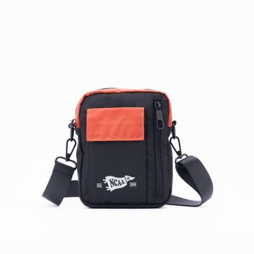 NCAA 男女 拼接格紋側背包 7325171650