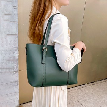 大容量托特包 日系包包 斜背包 側背包 女包包 A4包包 紅色包包 閨蜜禮物 送禮 通勤包 包包 托特包 肩背包 711