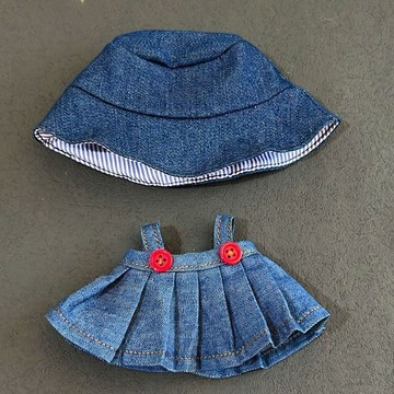 臺灣出貨✨  新款正品可愛拉布布衣服 labubu娃衣一二三代搪膠公仔坐坐派對牛仔套裝
