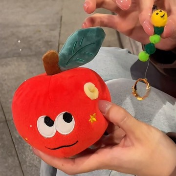 🎄聖誕禮物🎄台灣出貨 紅蘋果毛絨掛 公仔玩偶 鑰匙扣小掛飾 送女友聖誕節小禮物