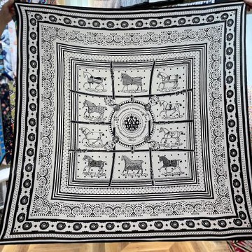 大圍巾女冬季百搭藍色羊絨2022新款時尚洋氣高檔披肩外搭高端網紅