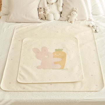 韓國 coco Lieto - 韓國製 4層防滲有機棉防水墊-粉兔蘿蔔