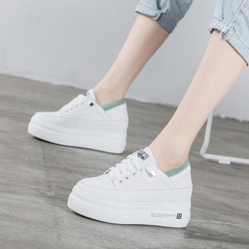 小碼小白鞋女31 32 33 34春秋兩穿休閑厚底內增高8cm輕便軟底板鞋