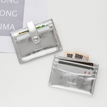 【 銀色 卡片夾 蓋章 】 超薄 繫帶 輕巧 小錢包 防盜刷 皮革 壓印 禮物 HR27U