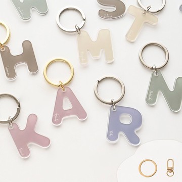 字母 透明 壓克力 鑰匙圈 【 灰調色彩 刻印名字 】 鑰匙環 座位卡 禮物 灰調文字訂製 HQ06U