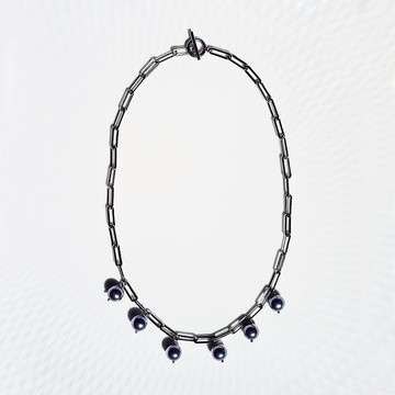 醫用不鏽鋼孔雀珍珠壁爐架 45 公分項鍊 Eveliina