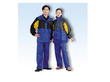 風雨衣 二件式雨衣機車雨衣 騎士雨衣 自由風風雨衣-皇力牌.內加透氣網