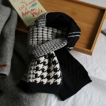 韓版東大門針織短款小圍巾學生男女毛線圍脖時髦千鳥格黑白高級感