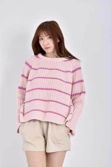 (2XL) 質感針織條紋粉色毛衣