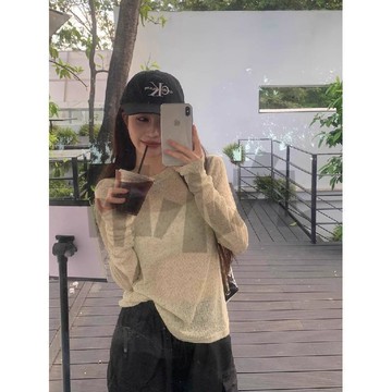 【佈小九】薄荷曼波軟糯微透上衣 設計感針織衫女 夏季寬鬆圓領空調罩衫長袖上衣 透膚上衣 長袖罩衫 上衣 女生衣服 女裝