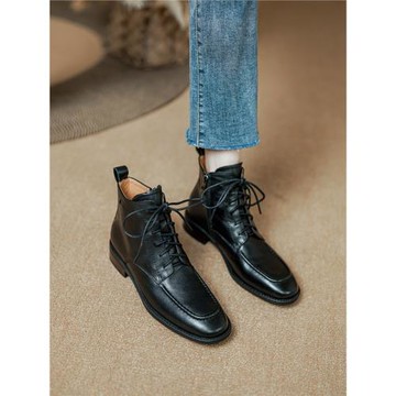 法式復古~真皮英倫風馬丁靴女2025新款秋冬ins潮系帶平底爆款短靴