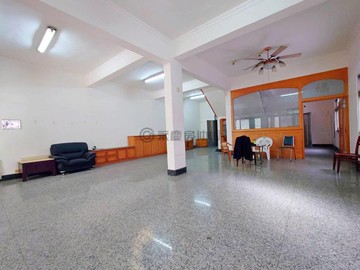 捷運後驛站大地坪雙拼店面住宅｜高雄市三民區察哈爾二街