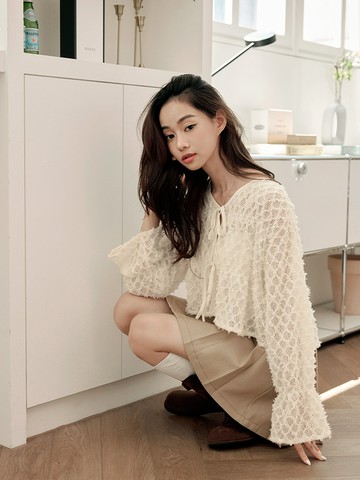 微透膚立體蕾絲毛邊綁帶外罩上衣