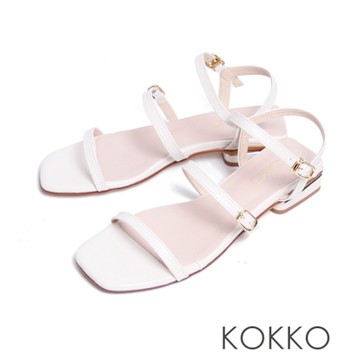 KOKKO簡約時髦多條帶低跟涼鞋白色