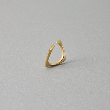 【ete】[Objet] 中性方形立體扭轉耳釦(金色)