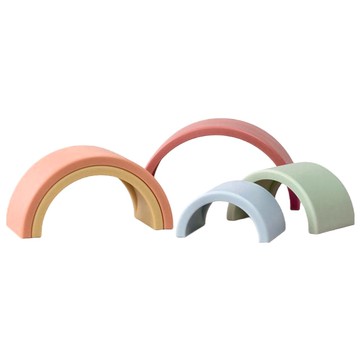 Itzy Ritzy 彎彎彩虹疊疊樂，熱塑性彈體(TPE)、塑膠(PP)材質，適用年齡0個月以上  焦糖天空  1個