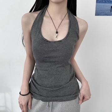 Vuja de   黑色掛脖背心   純欲風    辣妹背心   無袖背心   內搭    吊帶背心    上衣女