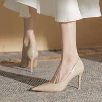 裸色性感高跟鞋女2025春秋新款漆皮尖頭細跟百搭氣質職業工作單鞋