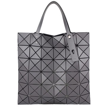 ISSEY MIYAKE 三宅一生 BAOBAO 灰色皮質三角格6x6肩背/手提包