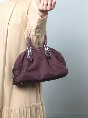 【日本直送 名牌中古包】PRADA 普拉達 手提包 棕色 標誌 尼龍 波士頓包 vintage 古董 復古 4x2uwa