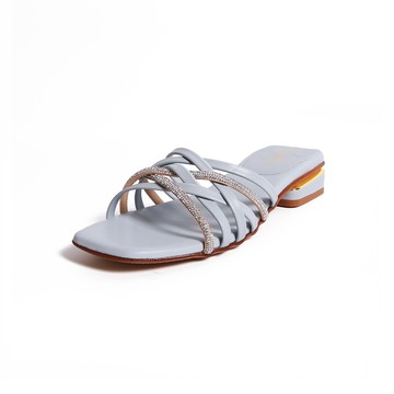 KOKKO閃亮輕奢水鑽柔軟綿羊皮涼拖鞋淺藍色