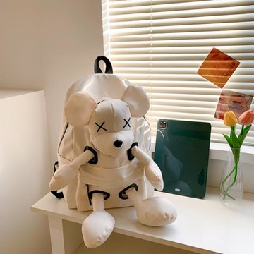 潮牌2025新款可愛卡通時尚學生雙肩背包女休閑旅行大容量公仔書包