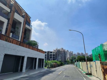 近澄清湖街上三角窗方正建地｜高雄市鳥松區育仁段