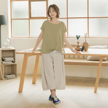 【MOSS CLUB】抗UV涼感立體抓褶寬鬆繭型褲 淺藍 卡