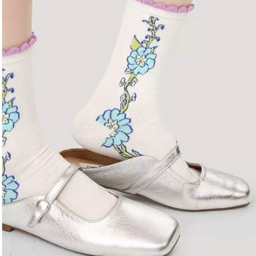 現貨在台｜原創潮流設計 街頭塗鴉藝術 中統襪 女襪