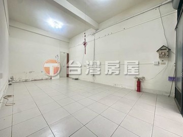 台中買屋	 南屯區黎明商圈南屯國小旁臨路大地坪透天｜台中市南屯區文昌街