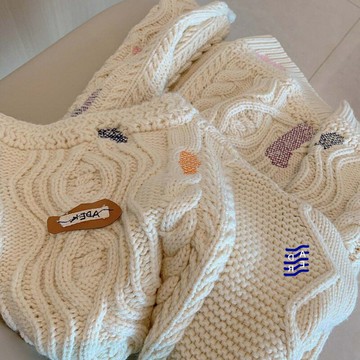 纖婕芙秋冬韓系外套設計感小眾上衣2022新款懶惰休閑風麻花針織衫