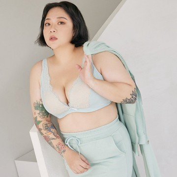 內衣【早安妞！Morning Bra】軟鋼圈深Ｖ蕾絲日間美胸內衣(彈珠汽水)