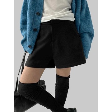 Codibook｜韓國 MAENIQUE 夏日羊毛質感短褲［預購］短褲 女裝
