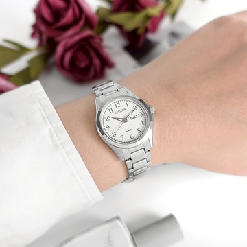 CITIZEN 星辰表 / EQ0610-53A /數字刻度  星期日期 日本機芯 不鏽鋼女錶 白色 27mm