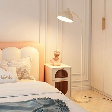 免運 開立發票  落地燈客廳奶油風茶幾沙發邊擺件落地護眼燈臥室床頭書桌旁網紅燈 快速出貨