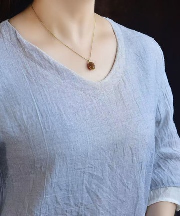 和田玉18K金糖料蛋面 寓意吉祥如意 雕工精緻 上身簡單大方