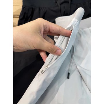 灰色冰絲速干短褲男夏季薄款涼感口袋拉鏈褲子跑步運動直筒五分褲