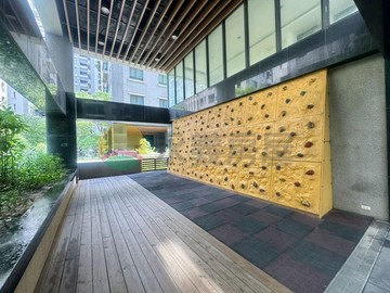 東區7米大面寬店住附雙車位｜台中市東區自由路三段