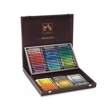 【CARAN dACHE 瑞士卡達】NEOCOLOR II 專業級水溶性蠟筆 84色 木盒 /盒 7500.484