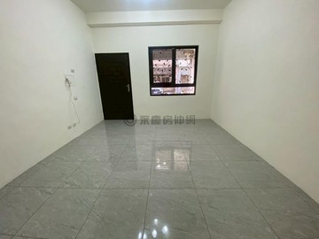 ．大里塗城/成功雙商圈全新整理車庫透天｜台中市大里區塗城路