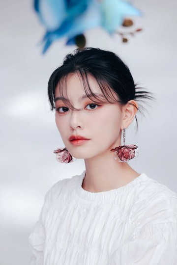 COR-DATE / 童趣花語 / 紫羅蘭色漂浮耳環