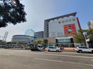 R14漢神巨蛋｜正博愛二路上｜超大面寬▲窗黃金店霸｜高雄市左營區博愛二路