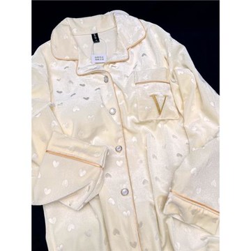 劉亦菲同款胸墊款睡衣女愛心金絲絨長袖秋冬簡約大牌風家居服套裝