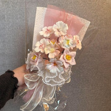 ❀【花中世界】❀畢業花束小衆可愛景德鎮陶瓷花束成品永生花生日禮物送女友手捧花